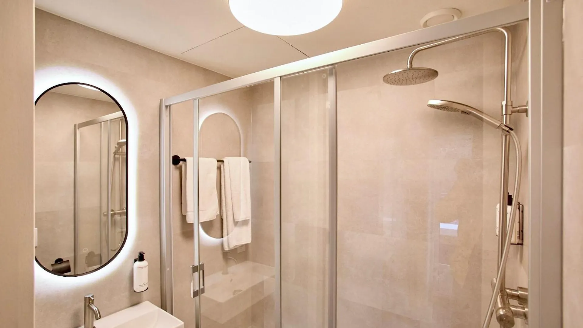 Hotel Parkzicht Eindhoven 4*,  Holandia